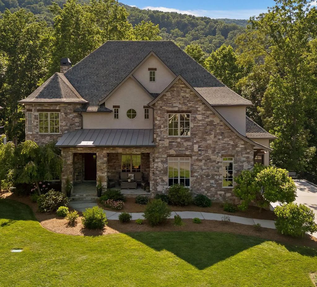 842 Dry Branch Court, Chattanooga