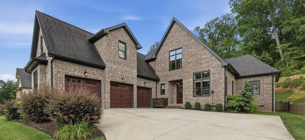 449 Canyon Springs Drive, Hixson