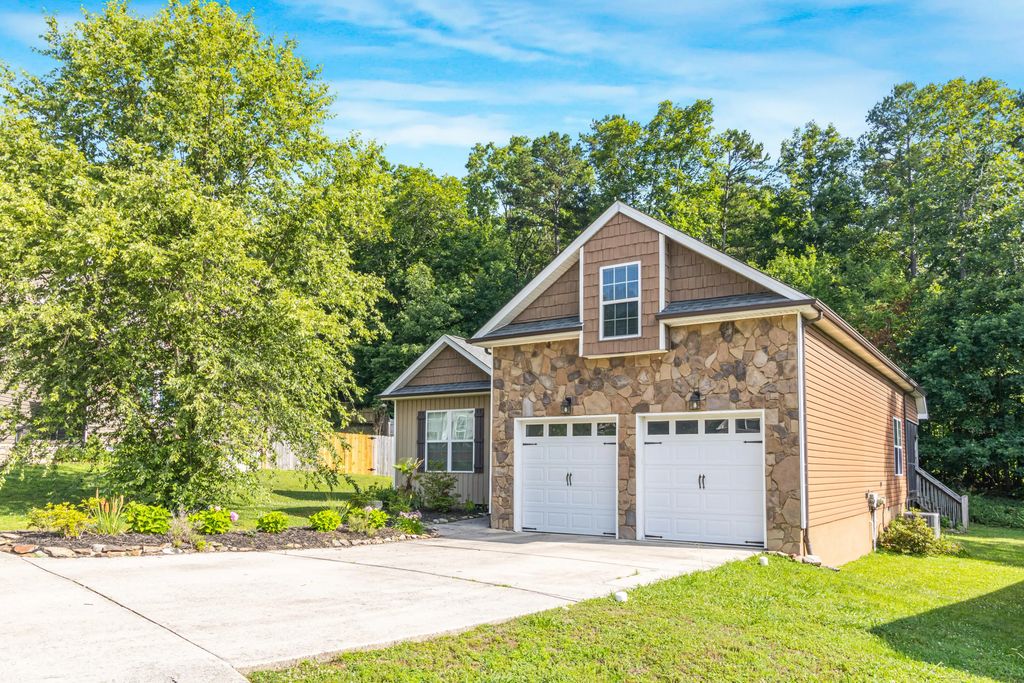 8664 Maple Valley Drive, Chattanooga