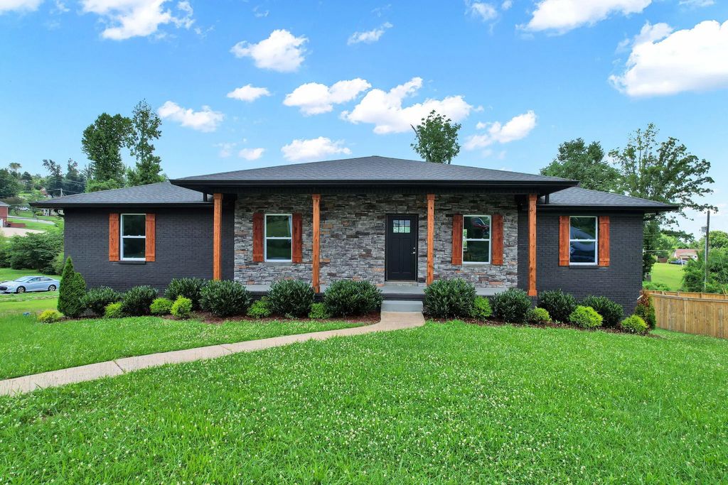 8164 Holly Crest Drive, Chattanooga