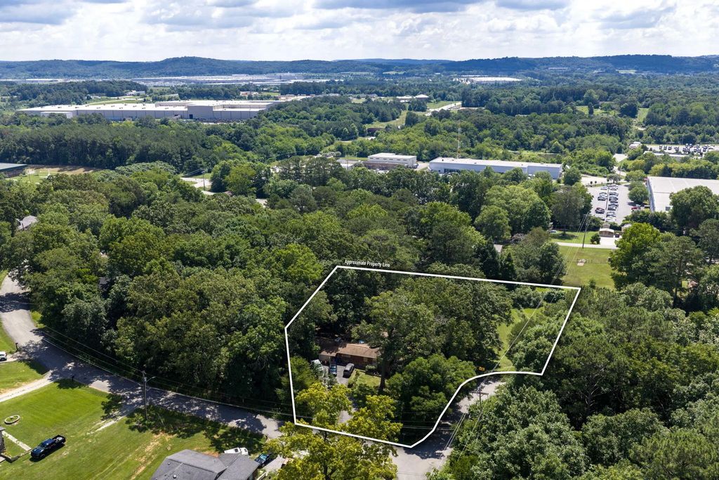 7646 N Bishop Drive, Chattanooga