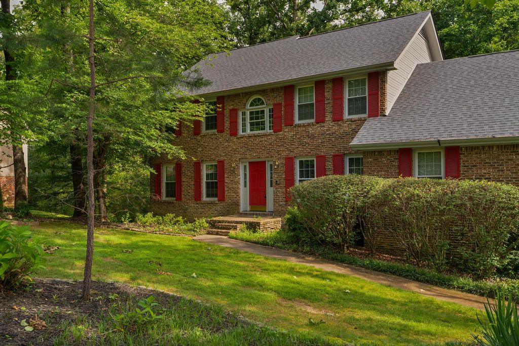 709 Rocky Shadows Drive, Chattanooga