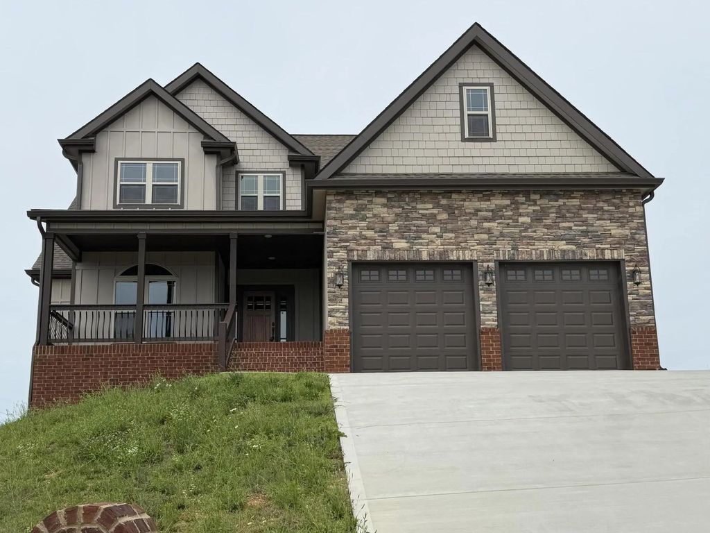 2043 Volunteer Drive, Cleveland