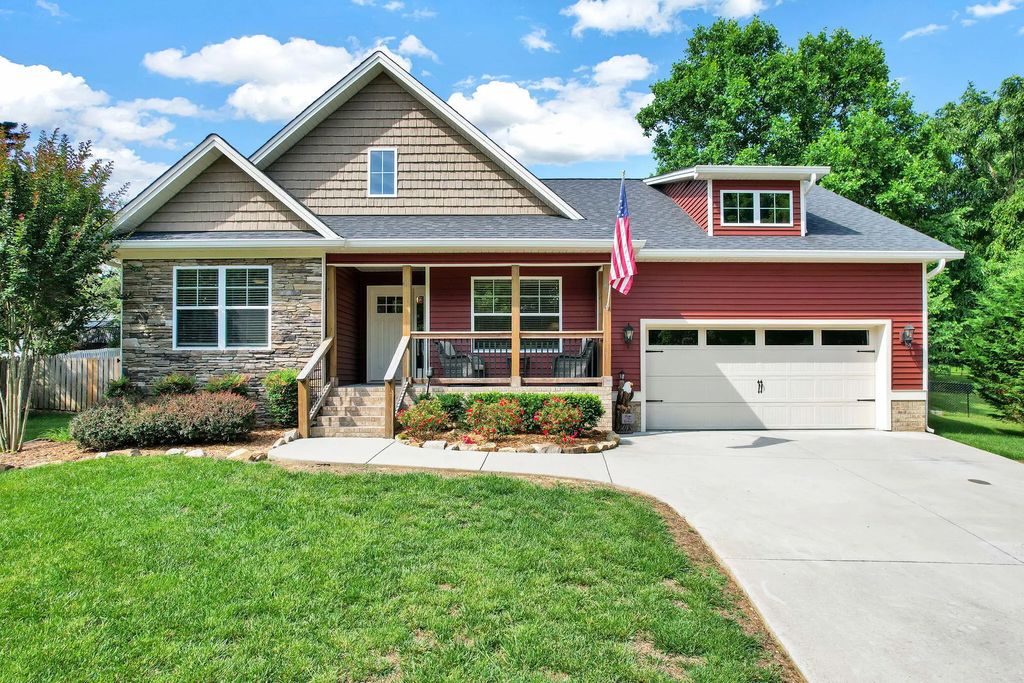 1302 Blythe Ferry Place, Cleveland