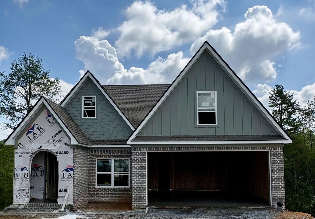 5681 Skyla S Way, Ooltewah