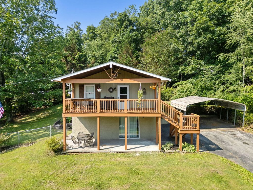 1580 Se Williamsburg Circle, Cleveland