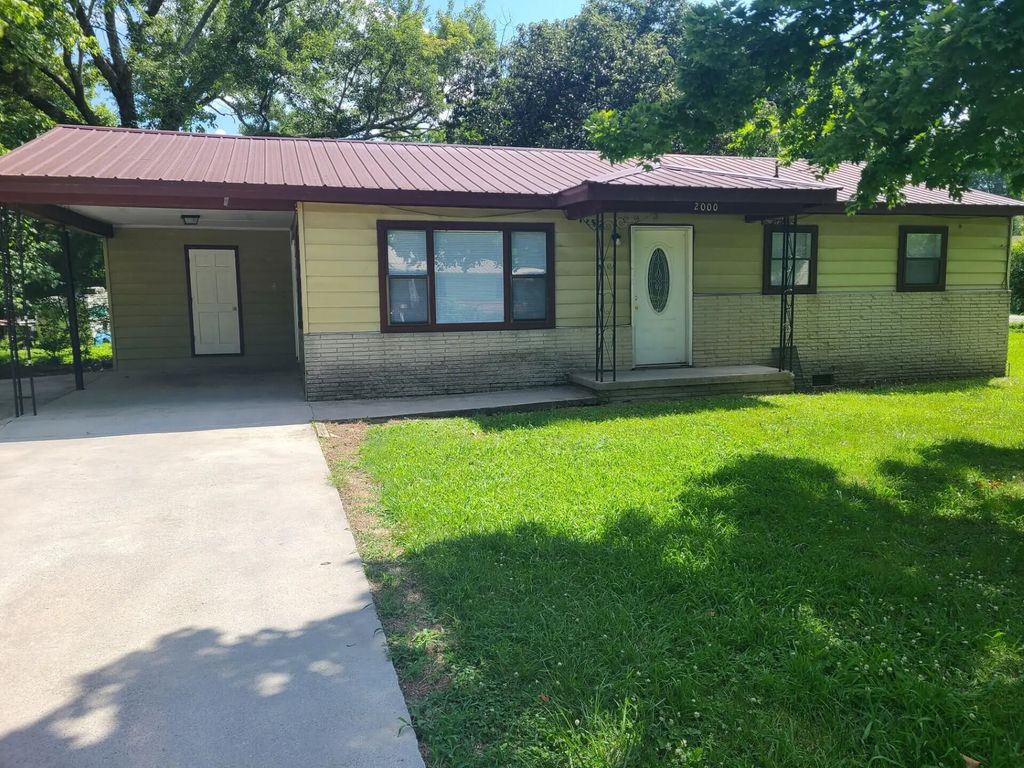 2000 Young Road, Cleveland