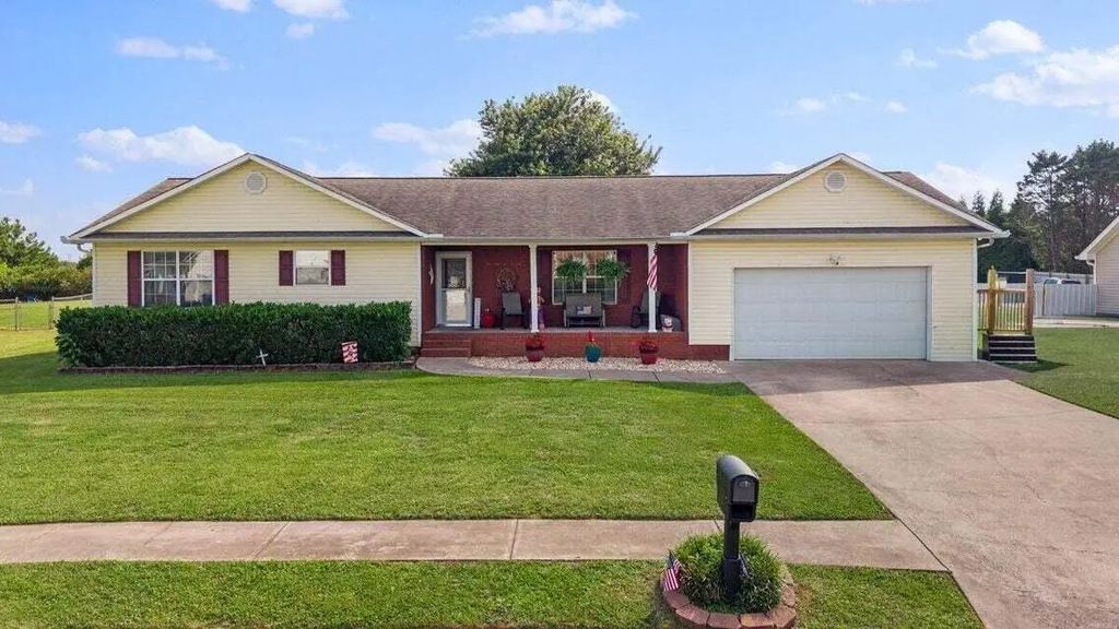 112 Mulberry Lane, Cleveland