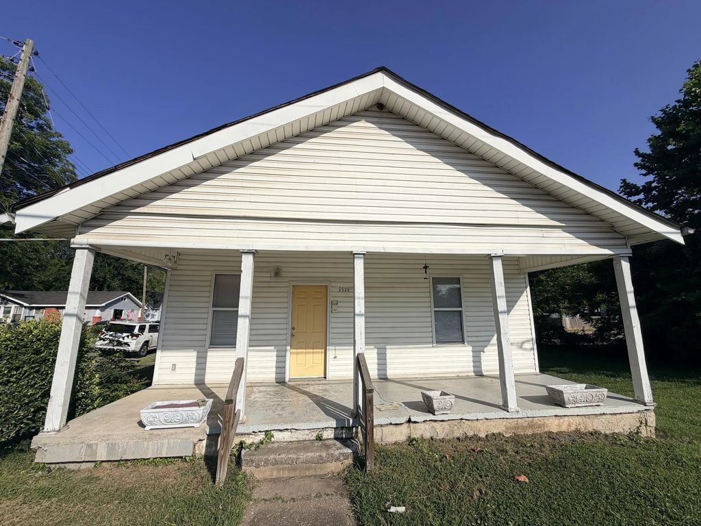 1111 S Willow Street, Chattanooga