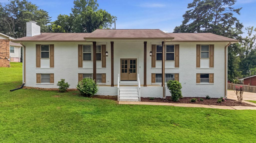 1224 King Arthur Road, Chattanooga