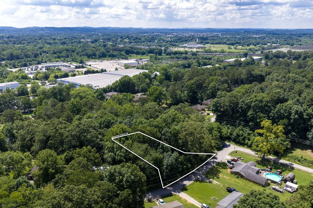 Bishop North Drive, Chattanooga
