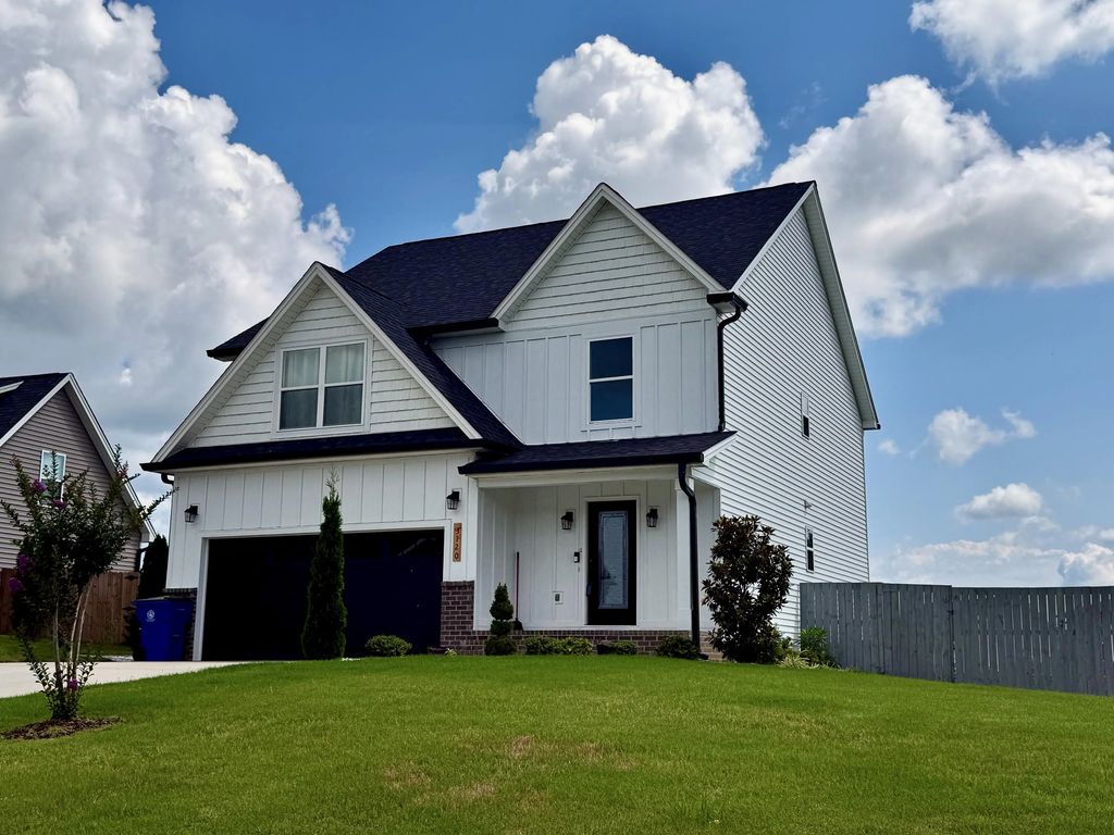 3120 Kinders Way, Cleveland