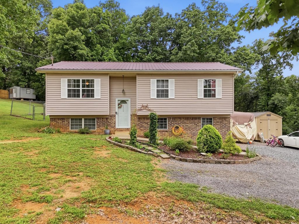 2340 Rolling Brook Drive, Cleveland
