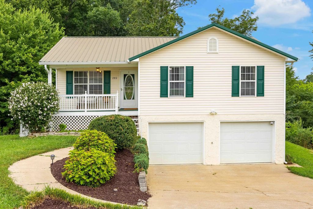 280 Shady Hollow Circle, Cleveland