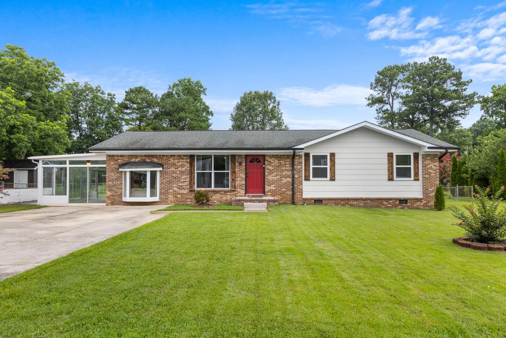 582 Pinewood Circle, Fort Oglethorpe