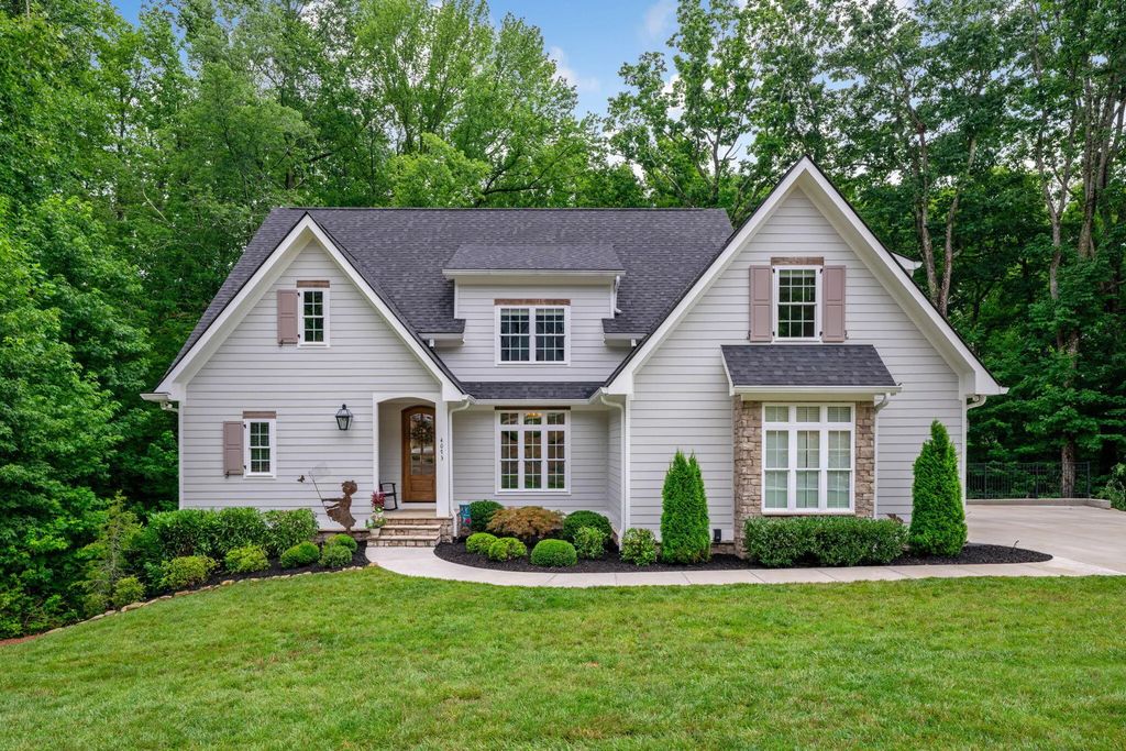 4073 Windtree Drive, Signal Mountain