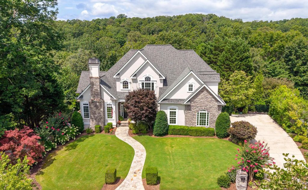 513 Grand Mountain Drive, Chattanooga