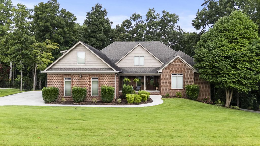 175 Grandview Point, Ringgold
