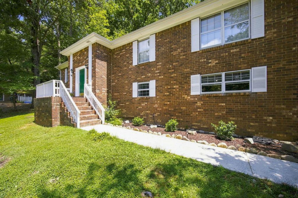 5614 Cold Springs Road, Hixson