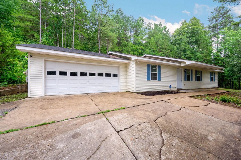 2250 Morris Hill Road, Chattanooga
