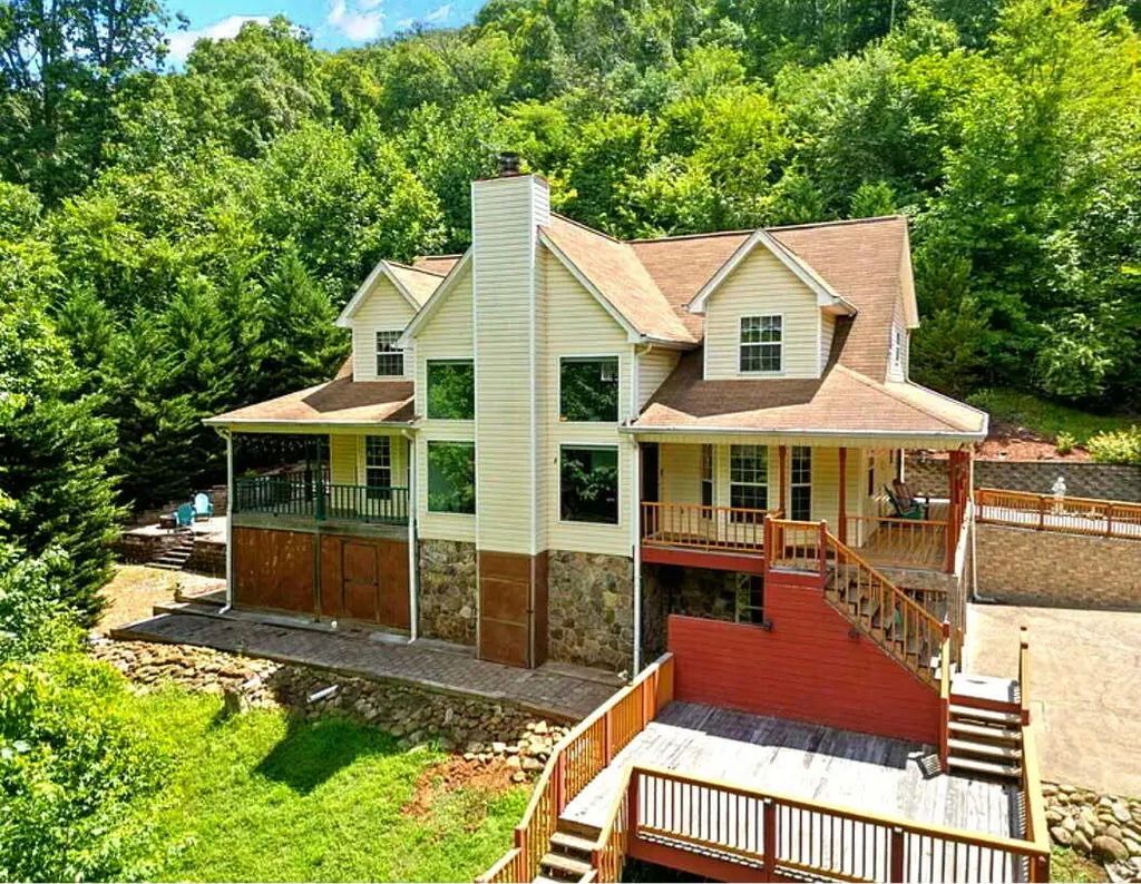 9369 Hopi Trail, Ooltewah