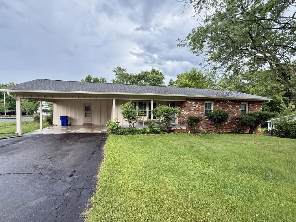 2112 Peerless Road, Cleveland