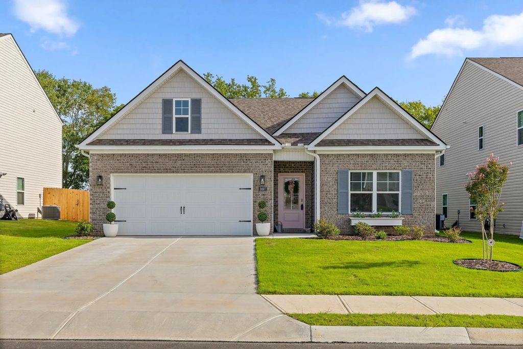 5697 Prickly Loop, Ooltewah