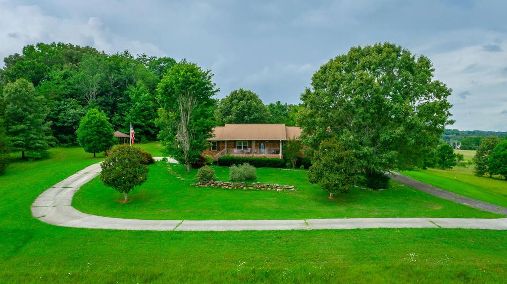 10245 Snow Hill Road, Ooltewah