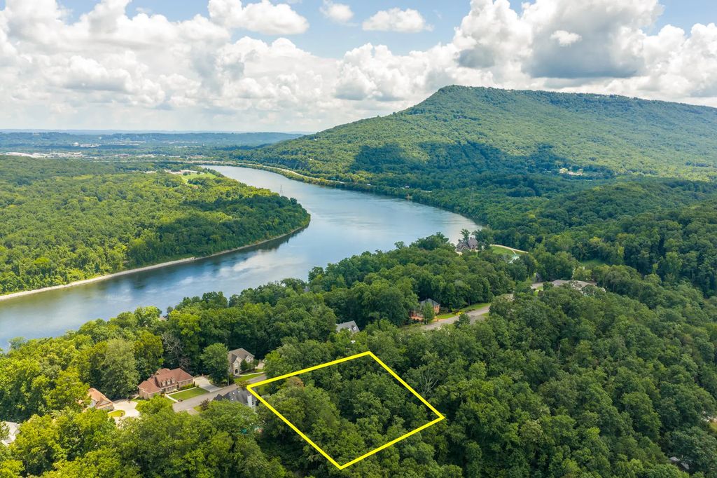 3018 Waterfront Court, Chattanooga