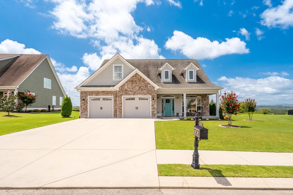 124 Tuscany Village Drive, Ringgold
