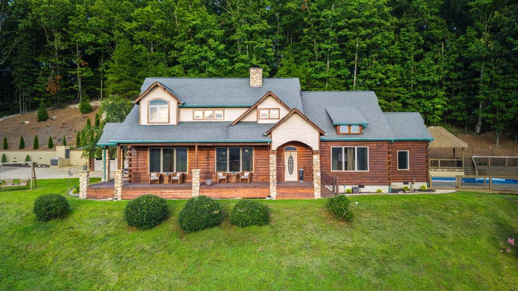 359 Potts Road, Ringgold