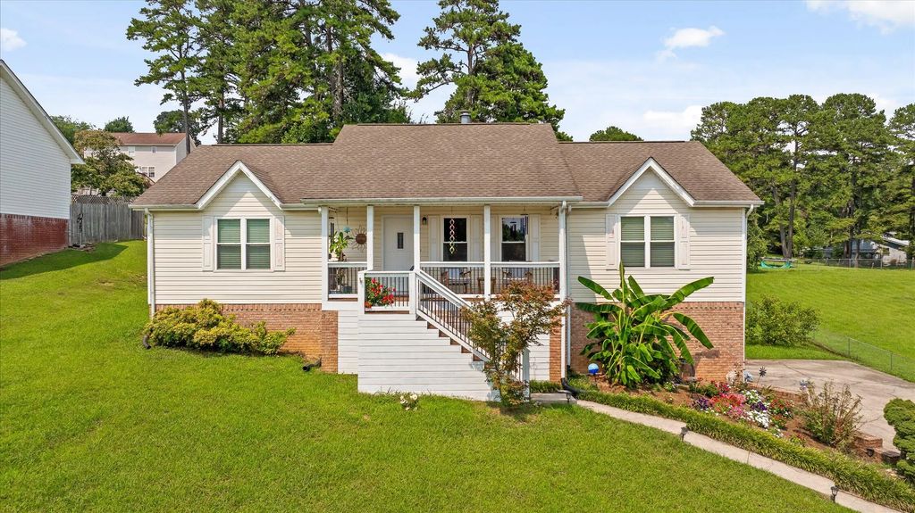 8501 Bay Run Drive, Hixson