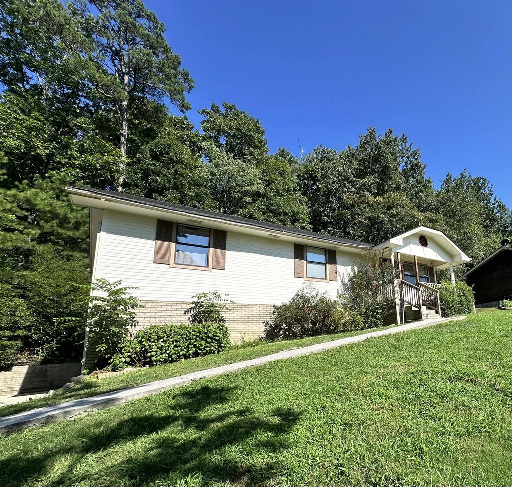 92 Joe Tike Drive, Ringgold