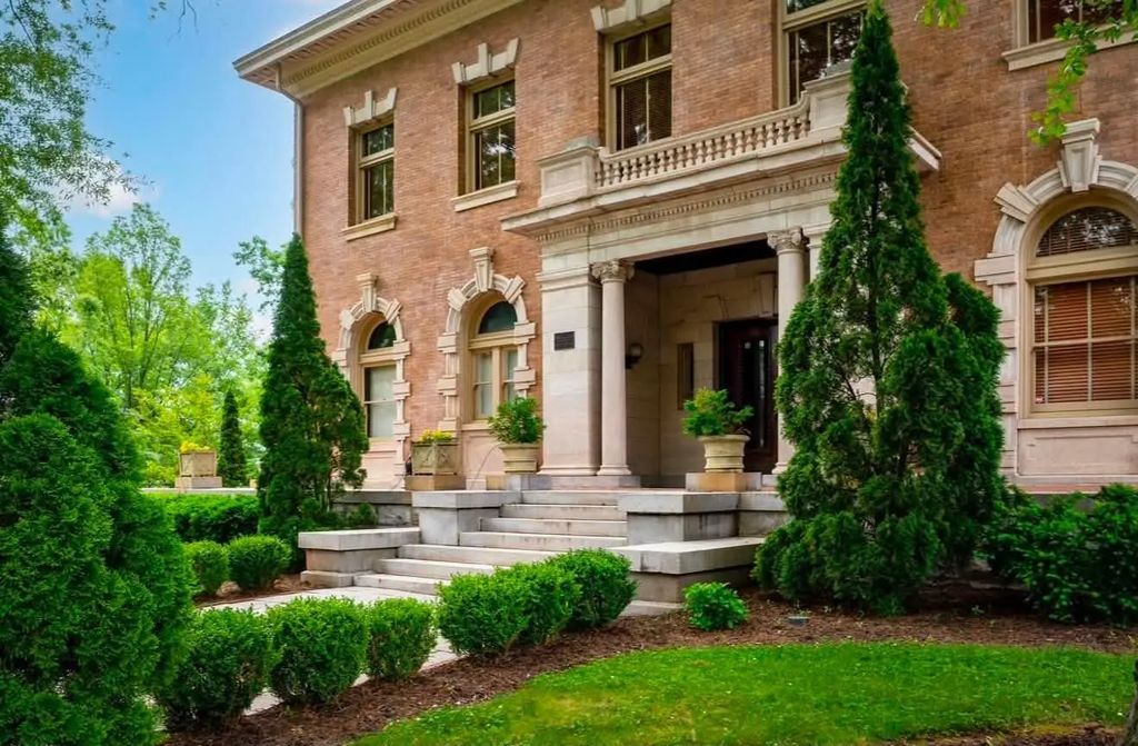 900 Vine Street, Chattanooga