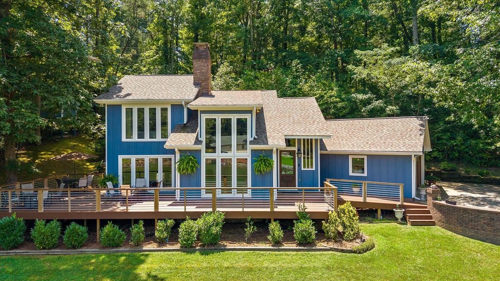 488 Lake Hills Drive, Trenton