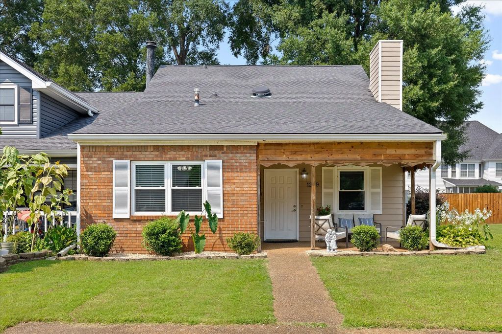 1299 Greenbrook Lane, Hixson