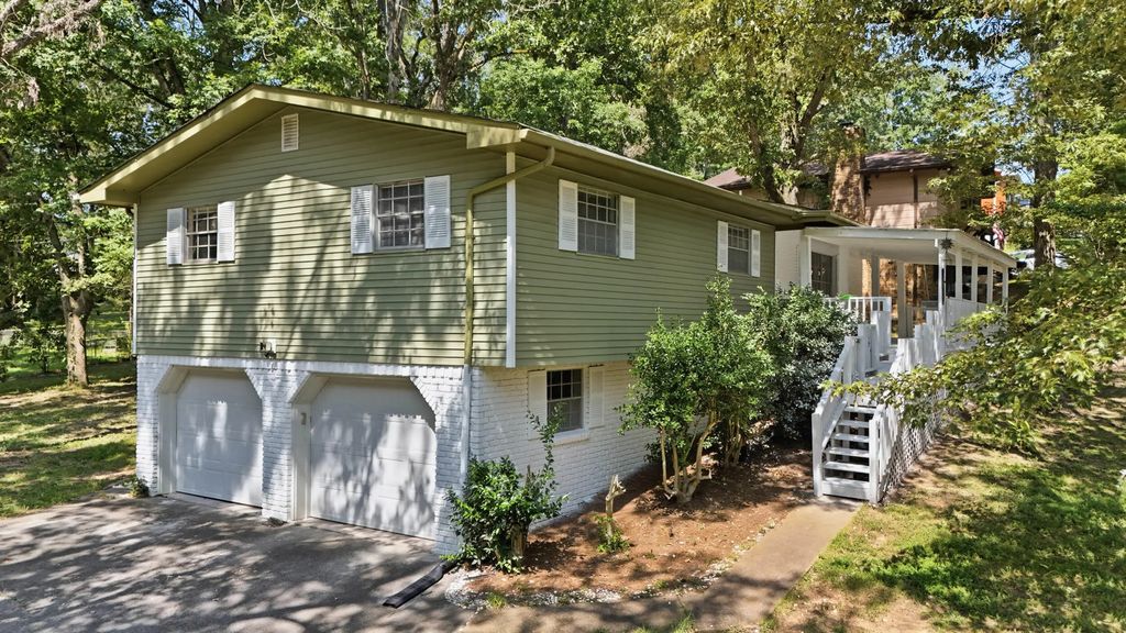 1300 Highcrest Drive, Hixson