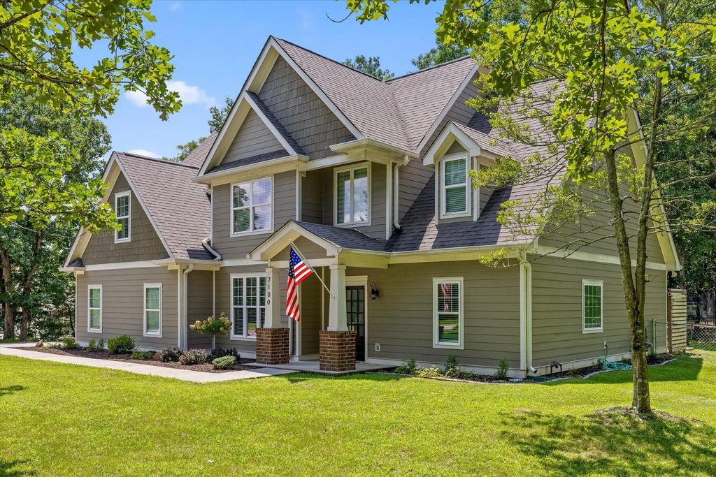 2100 Mountain Hollow Drive, Signal Mountain