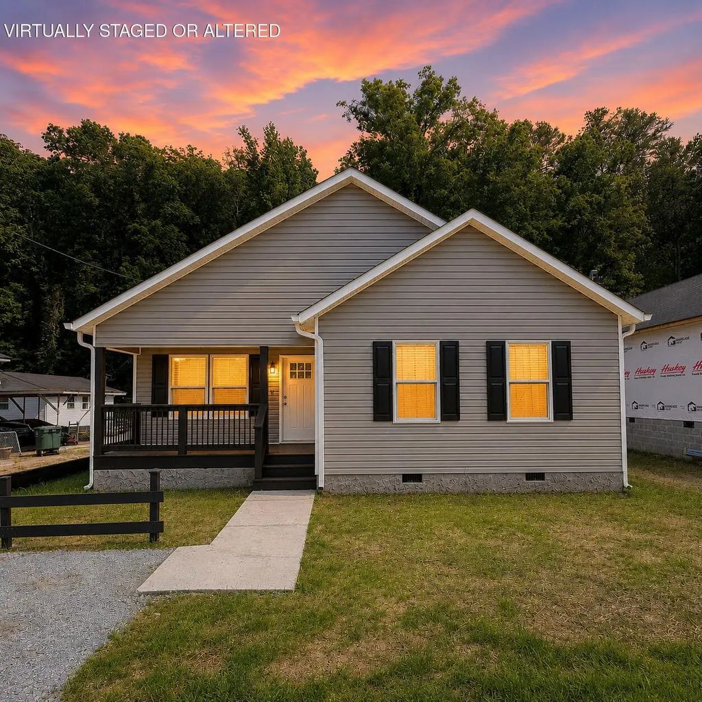 918 Shallowford Road, Chattanooga