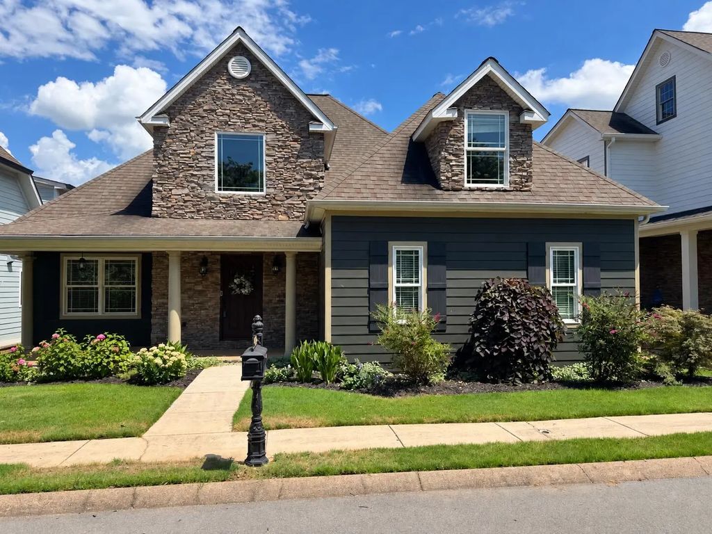 7424 Miss Madison Way, Ooltewah