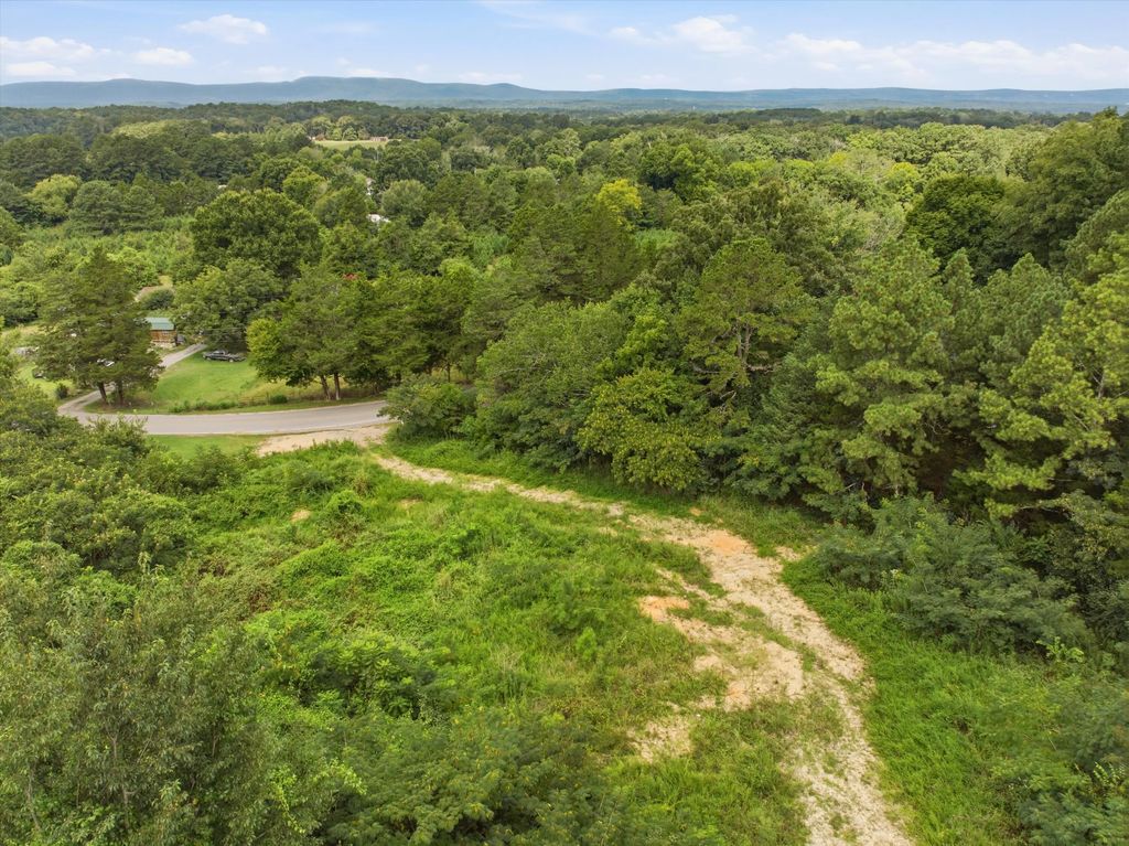 Arnold Road, Rock Spring