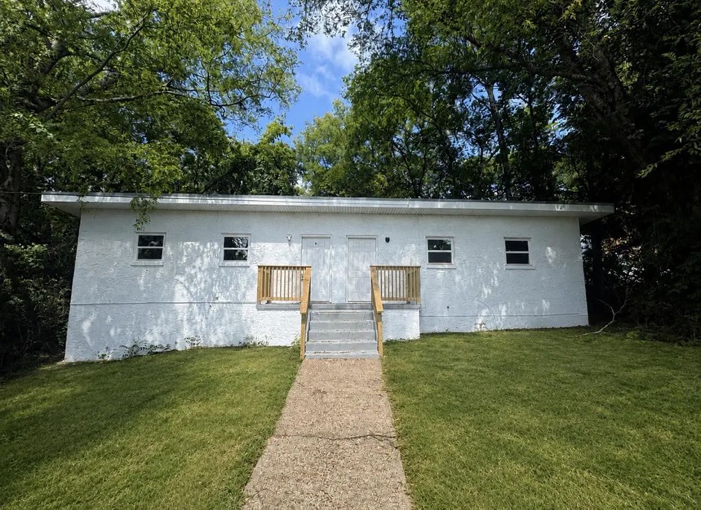 4607 Highland Avenue, Chattanooga