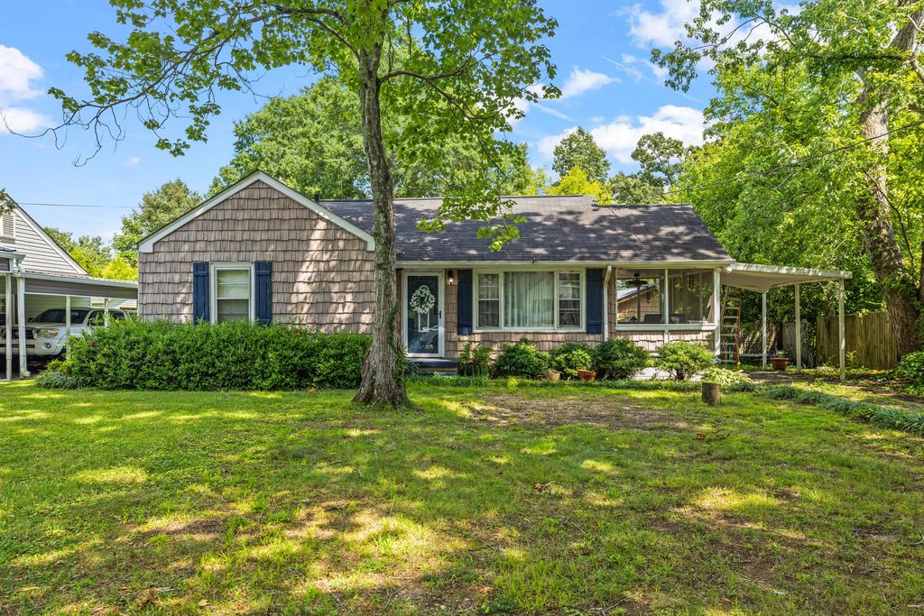 129 Tanforan Drive, Rossville