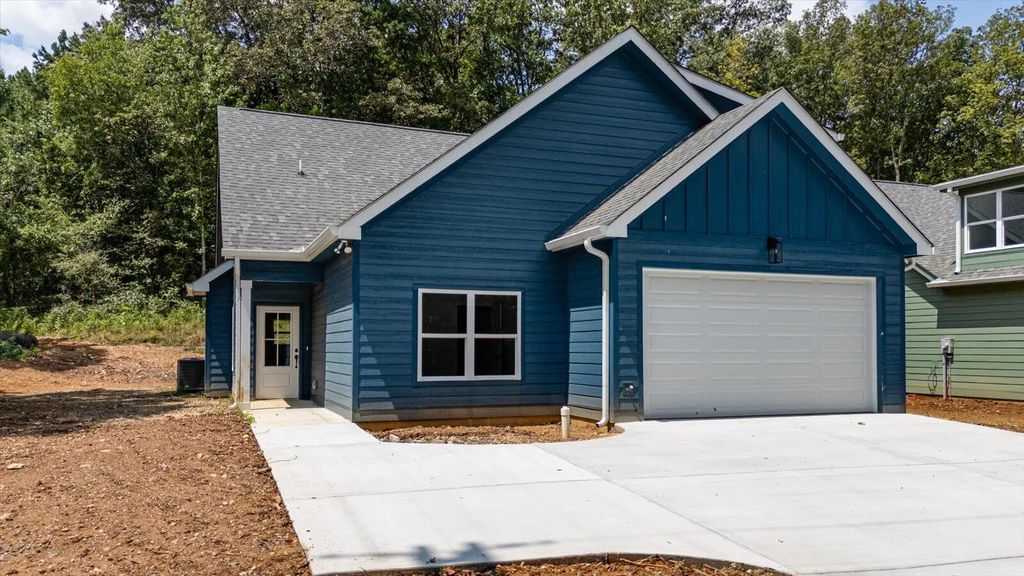 4797 Green Shanty Road, Ooltewah