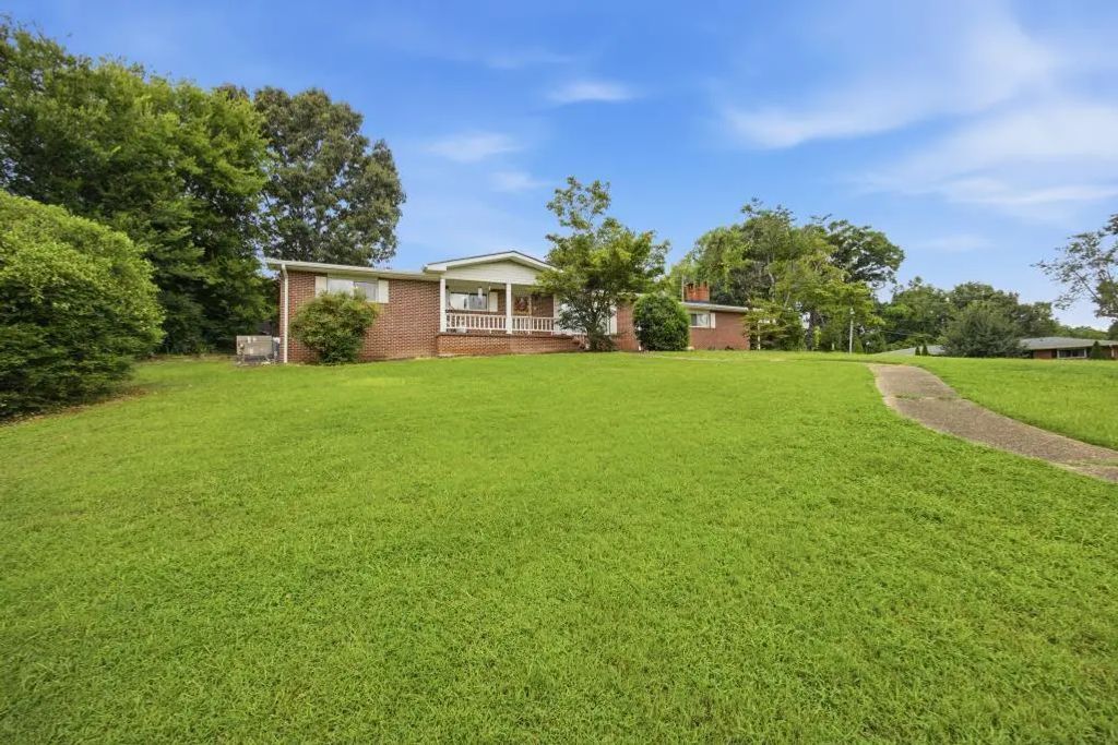 6549 Lakeshore Parkway, Chattanooga