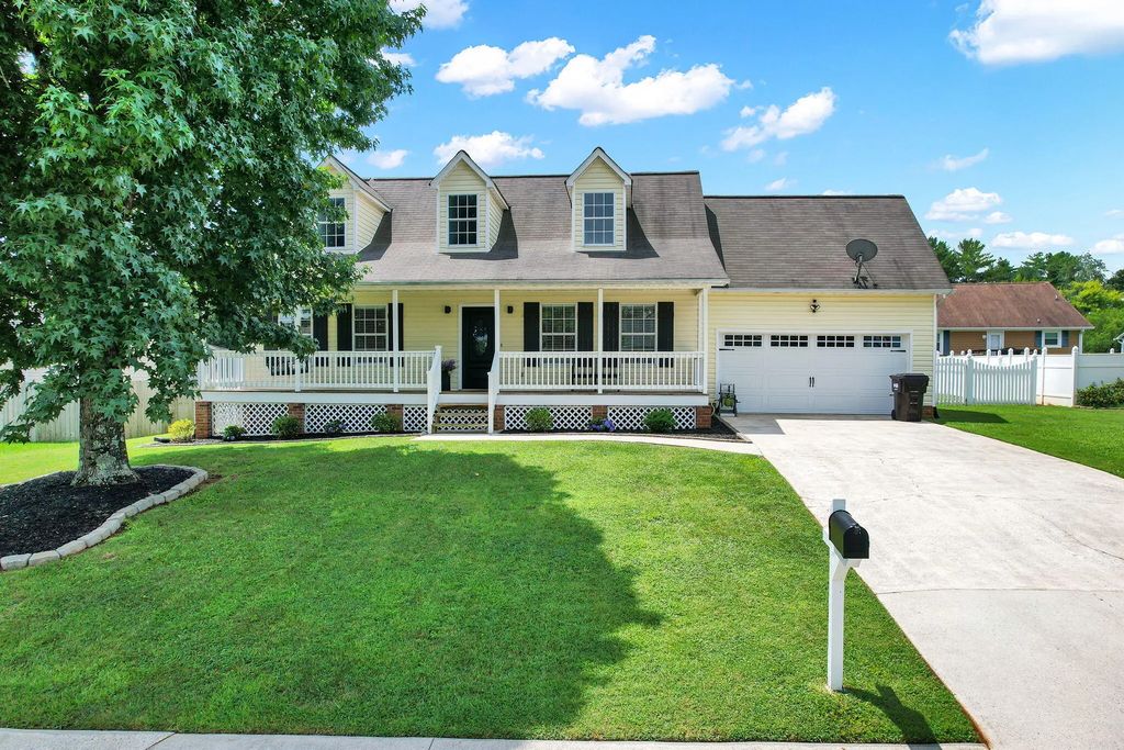 1762 Autumn Drive, Cleveland