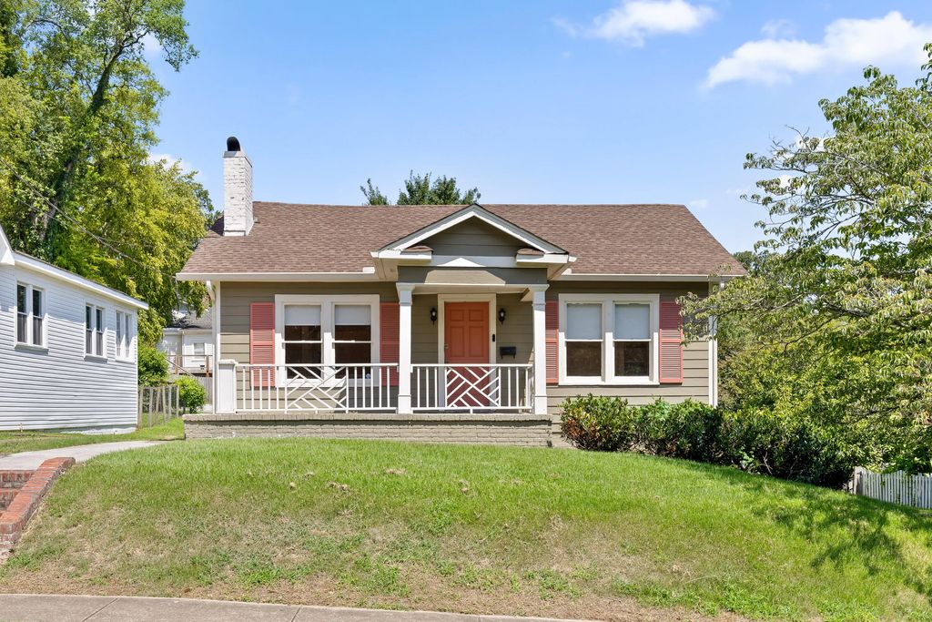 517 Young Avenue, Chattanooga