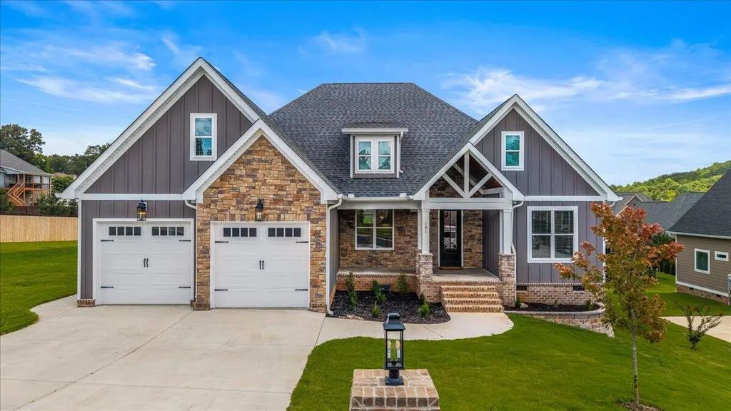 131 Bear Trace, Cleveland