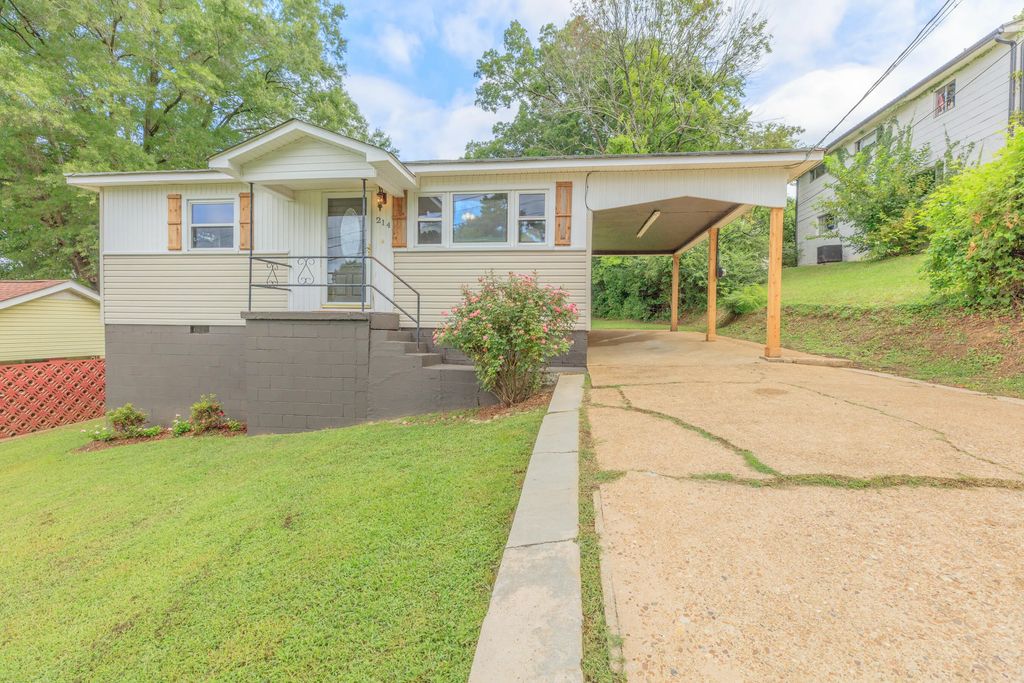 214 Cave Street, Rossville