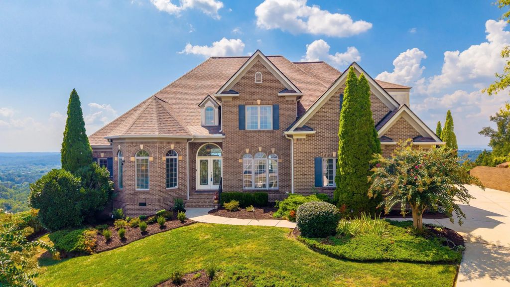 2252 Horizons Drive, Ooltewah